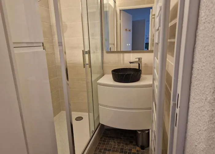 2000-7 By Interhome شقة *