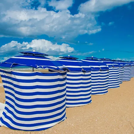 2000-7 By Interhome * Cabourg